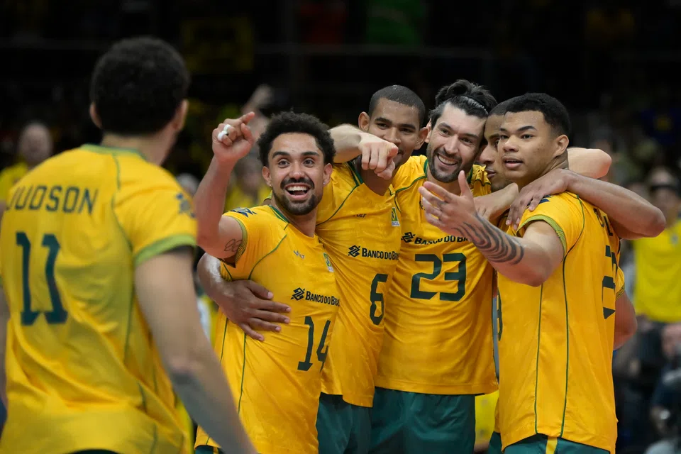 Vôlei masculino: Fim da apatia e virada de atitude levam Brasil à vaga olímpica