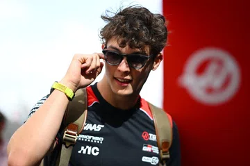 F1: Bearman nega Ferrari e avisa que não vai esperar para sempre